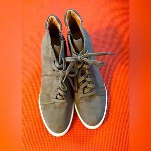 Linea Paolo Gray suede platform sneakers